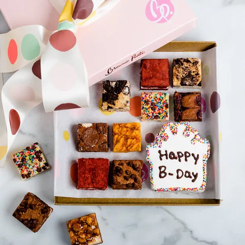 Vista 7 de Envíe su mensaje con una caja de regalo Brownies de Brownie Points "Felicitaciones": Creado con los mejores ingredientes más frescos, sabores más