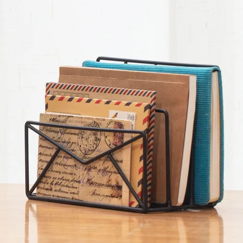 Vista 4 de MyGift Clasificador de correo de escritorio independiente de alambre de metal negro moderno de 3 ranuras con diseño de sobre, organizador