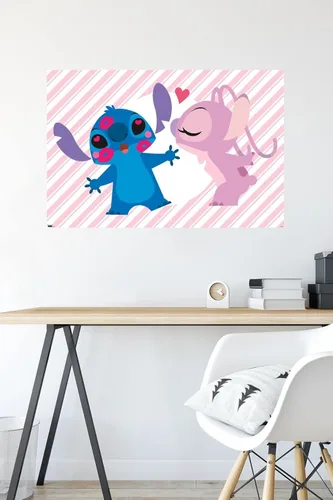 Vista 4 de Disney Lilo and Stitch - Póster de pared de ángel y puntada, 34 pulgadas de largo x 22.4 pulgadas de ancho, versión sin marco