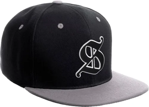 Vista 1670 de Daxton Gorra clásica con visera de billete plano con letras del alfabeto inglés antiguo de la A a la Z