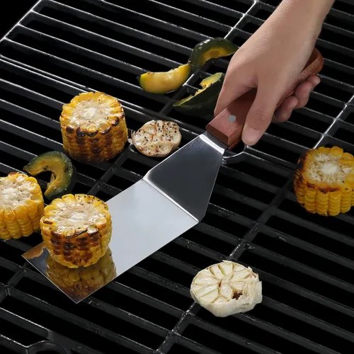 Vista 2 de New Star Foodservice 36275 Espátula/volteadera de parrilla con mango de madera, 31,8 cm