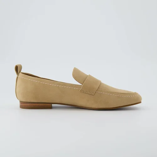 Vista 4 de CUSHIONAIRE Mocasín Gramercy sin cordones para mujer + espuma viscoelástica, anchos disponibles