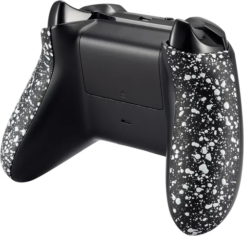 Vista 5 de eXtremeRate Cómodo antideslizante 3D Splashing rieles laterales manijas paneles traseros para Xbox One X y One S Controller - Blanco texturizado