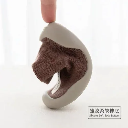 Vista 2 de ZAPATOS PARA BEBÉ CON SUELA ANTIDESLIZANTE – CÓMODOS Y SEGUROS