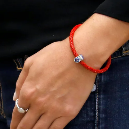 Vista 2 de Pulsera de piel Evil Eye de buena suerte y protección para mujeres en negro rojo plata y más colores el mejor regalo para amigos y familiares