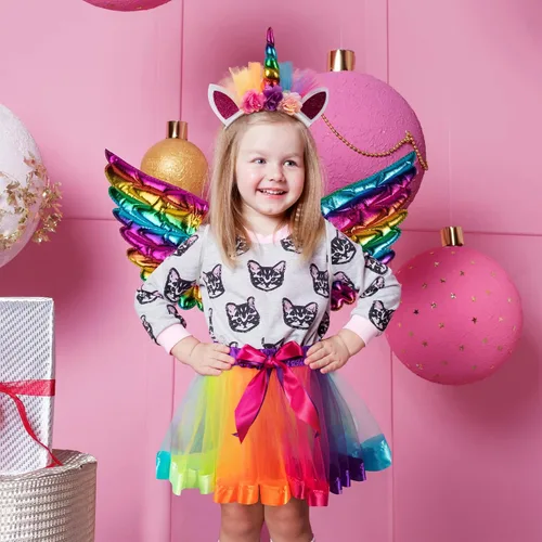 Vista 3 de Jasmine Conjunto de disfraz de 3 piezas de tul en capas con tutú de arcoíris para niña, diadema de unicornio y alas de arcoíris