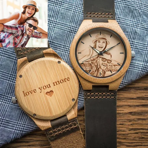 Vista 2 de Reloj de madera con foto o mensaje grabado de doble cara para regalo