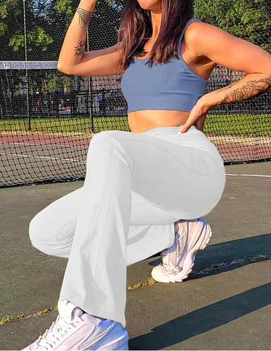 Vista 2 de PINSPARK Pantalones de yoga acampanados para mujer, leggings acanalados con corte de bota, cintura alta, pantalones de entrenamiento con bolsillos