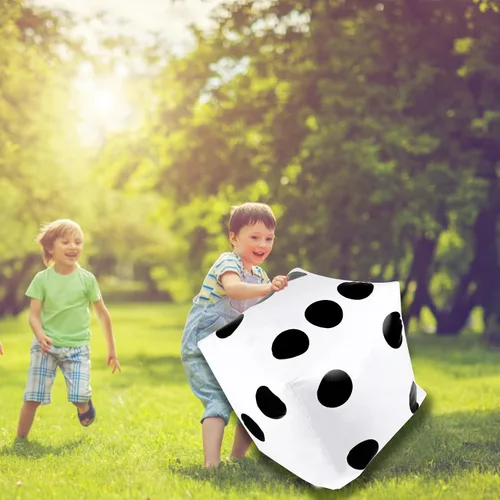 Vista 4 de CCINEE Dados inflables gigantes de 20 pulgadas, dados inflables gigantes blancos y negros para juego de mesa al aire libre y decoración de fiesta