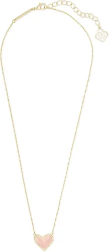 Vista 2 de Kendra Scott Ari - Collar con colgante de corazón y longitud ajustable para mujer, joyería a la moda