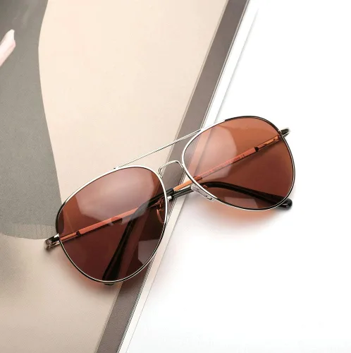 Vista 5 de SomniLight FL-41 - Gafas de sensibilidad a la luz para exteriores para fotofobia, luz azul y migrañas (estilo aviador) polarizadas
