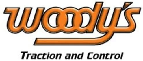 Vista 2 de Woody's Traction Grand Master 1.325" Studs/Big Nuts - Paquete de 48