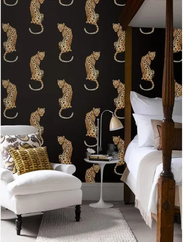 Vista 5 de NextWall Daisy Bennett Designs Leopard King - Papel tapiz autoadhesivo (verde)