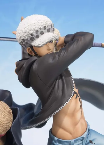 Vista 7 de TAMASHII NATIONS Bandai Monkey D Luffy & Trafalgar Law 5th Anniversary Edition - Figura de acción de una pieza