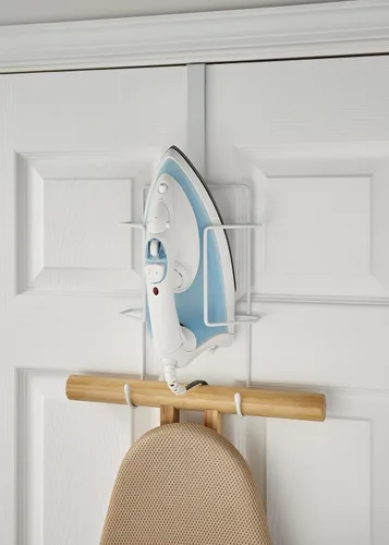 Vista 11 de ClosetMaid Barra de valet colgante para instalación en pared o puerta, accesorios incluidos, diseño plegable, acero duradero, color blanco