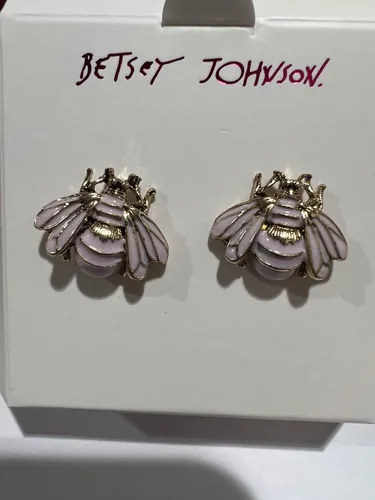 Vista 3 de Betsey Johnson Aretes de abeja, Metal, No es una piedra preciosa