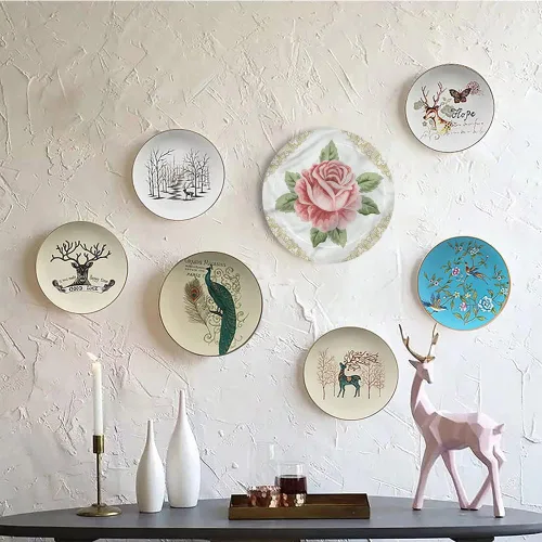Vista 5 de Placa de exhibición de cerámica, placa decorativa colgante de cerámica floral, placa de cerámica personalizada para el hogar de encaje rosa recién