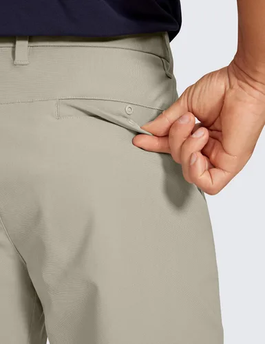 Vista 4 de CRZ YOGA - Pantalones cortos de golf cómodos para todo el día para hombre, 7"9" elásticos, ligeros, de frente plana para el trabajo casual