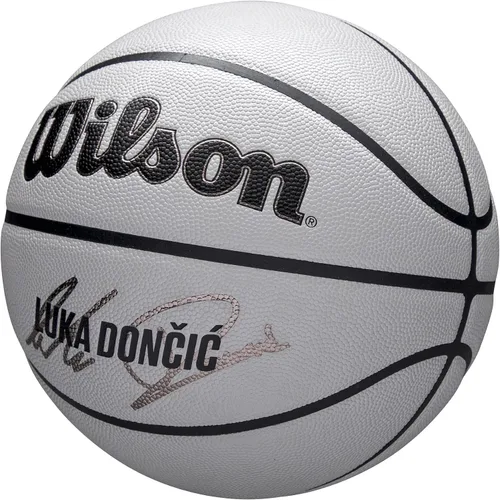 Vista 3 de WILSON NBA Player Icon - Baloncesto UV, Luka Doncic, tamaño 7-29.5 pulgadas