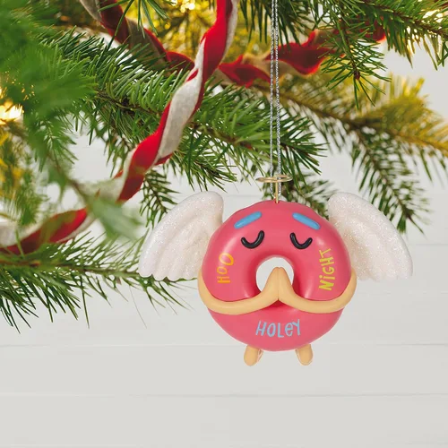 Vista 6 de Hallmark Keepsake Adorno de Navidad 2021, Ooh Holey Night Donut Angel