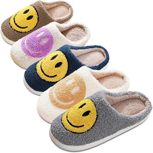 Vista 5 de AIMINUO Pantuflas retro para hombre y mujer, con cara feliz, cómodas, cálidas, de felpa, para invierno, interiores, suaves, antideslizantes