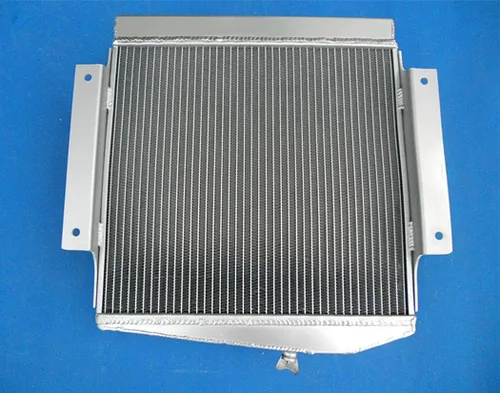Vista 2 de Radiador de aluminio de 3 hileras para Datsun Roadster Fairlady MT 1966-1970 1967 1968 1969
