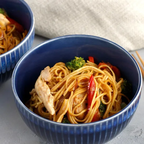 Vista 18 de Simply Asia Lo Mein - Fideos estilo chino, sin MSG, para sopas de fideos fríos, Lo Mei de verduras, pollo lo mein y salteados, 14 onzas