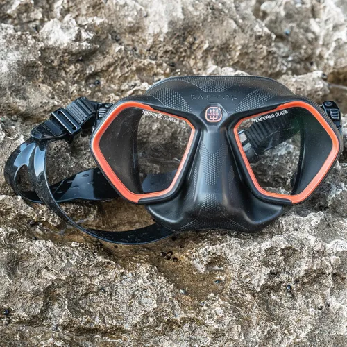 Vista 9 de Seac Raptor, máscara de bajo volumen para apnea y pesca submarina