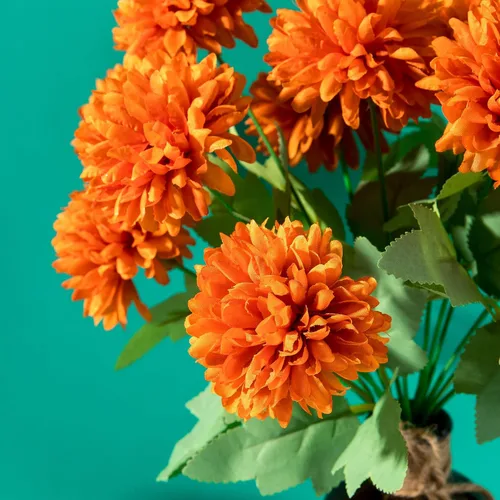 Vista 3 de Flores artificiales de caléndula, paquete de 4 ramos de flores de caléndula de seda de 12 pulgadas para decoración del día de los muertos