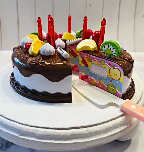 Vista 6 de Pastel de cumpleaños falso - Decoración de pastel falso de chocolate con frutas y velas