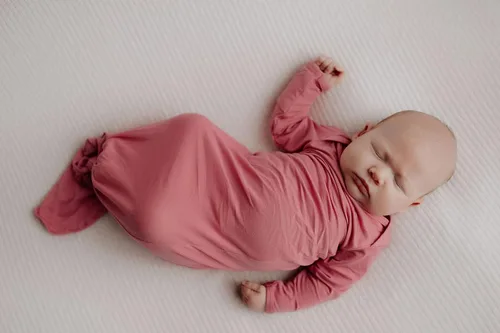 Vista 197 de Three Little Tots Vestido de corbata anudada para bebé recién nacido - Bebé