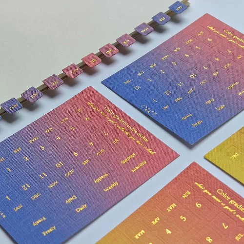 Vista 8 de 10 hojas de índice adhesivo mensual, pestañas coloridas, separadores mensuales para organización de planificadores de estudio de oficina