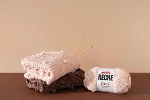 Vista 5 de Keche Hilo para ganchillo, hilo de terciopelo, chenilla suave, manta de bebé voluminosa amigurumi Yarn 3.53 oz (132 yardas) - Arona