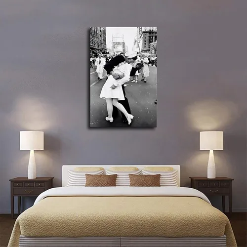 Vista 2 de 1945 - Póster fotográfico en blanco y negro del Times Square para el Día de la Victoria de la Marinera que besa a la mujer y arte de pared, Enmarcado