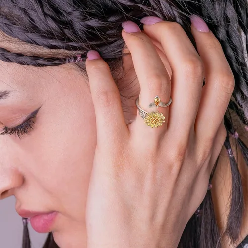 Vista 5 de Banemi Anillos antiestrés para la ansiedad para mujeres, anillo giratorio de flor de circonita cúbica, regalo de joyería para esposa, niña, día