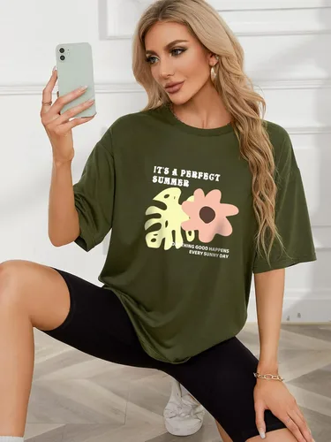 Vista 5 de WDIRARA Camiseta casual de gran tamaño con estampado de calavera y hombros caídos para mujer