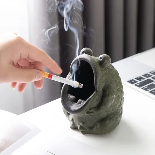 Vista 4 de HEER Cenicero de sapo de cerámica para cigarrillos, lindo adorno decorativo divertido regalo para hombres