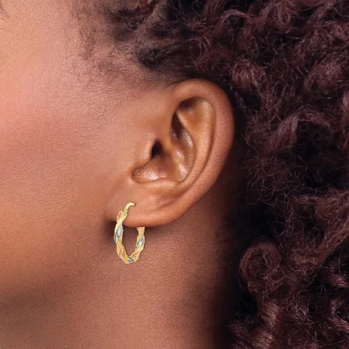Vista 4 de FJC Finejewelers Pendientes de aro retorcidos en oro amarillo de 14 kt con textura de rodio rosa y blanco, 0.827 x 0.787 in, Metal, No es una piedra