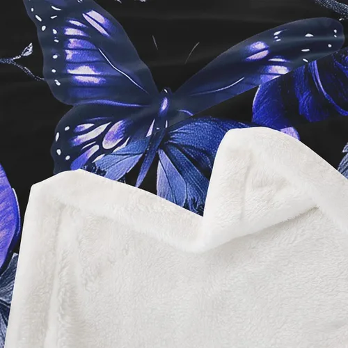 Vista 4 de Manta de franela azul rosa para todas las estaciones, manta de cama gótica de mariposa para decoración del hogar kawaii, manta rústica con flores