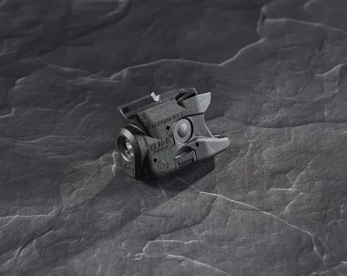 Vista 4 de Streamlight 69283 TLR-6 linterna táctica de 100 lúmenes diseñada exclusivamente para M&P Shield y M&P Shield Plus, solo para 9mm/.40, negra