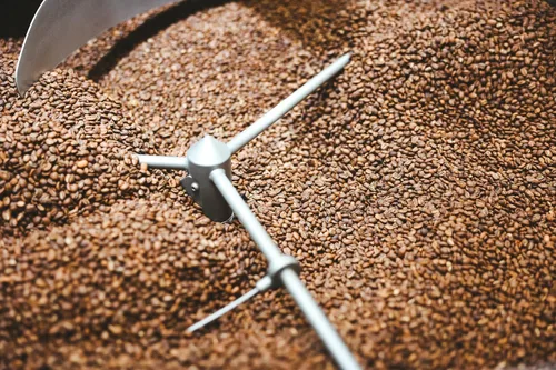 Vista 5 de Onyx Coffee Lab Café en grano para infusión fría – Café espresso en grano entero de tostado medio a ligero – Mezcla de café bajo en ácido en grano