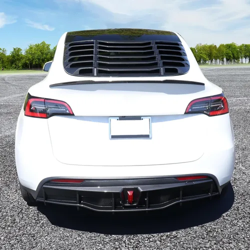 Vista 2 de FREEMOTOR802 - Difusor trasero LED para Tesla Model Y 2020-2024, impresión de carbono