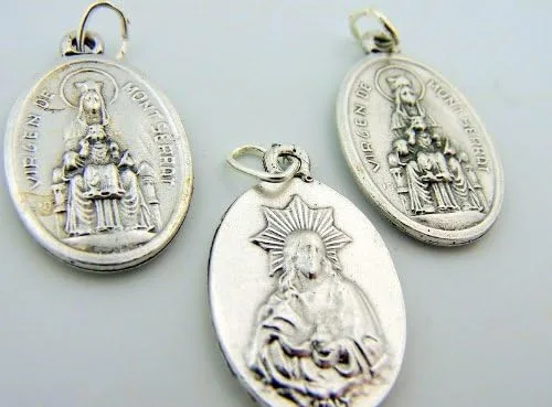 Vista 2 de Religious Gifts - Colgante de medalla con corazón sagrado (3 unidades, 1.0in)