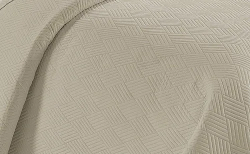 Vista 2 de Linen Plus Juego de Colcha de Lujo de Gran Tamaño con Relieve Color Beige Sólido Full/Queen Cobertor de Cama Nuevo # Ashley