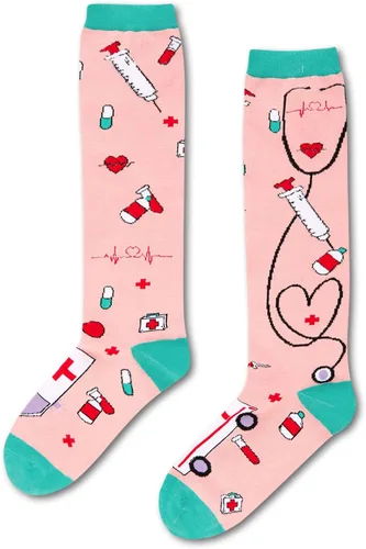 Vista 3 de Zmart Calcetines divertidos hasta la rodilla, calcetines de enfermera, calcetines médicos, regalos para estudiantes de enfermería, regalos