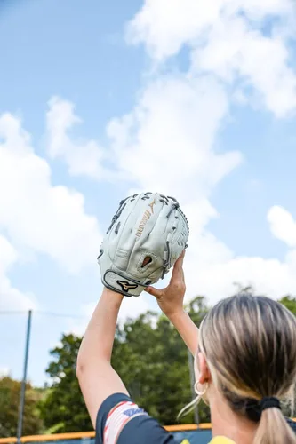 Vista 5 de Mizuno GMVP1200PF4W MVP Prime Fastpitch - Guante de sóftbol de 12 pulgadas, tela de tartán, lanzamiento a mano derecha, blanco/gris