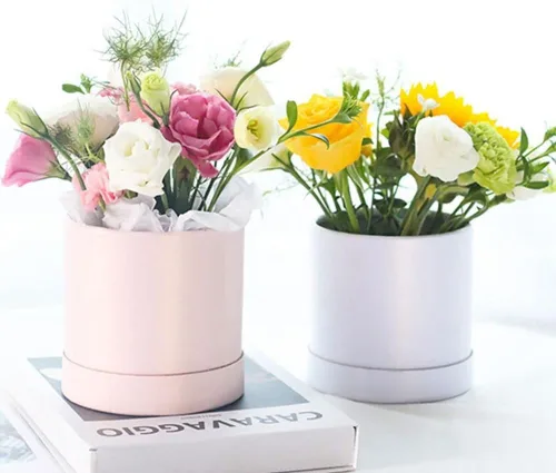 Vista 7 de Caja de flores de rosa de caramelo redondo portátil Caja de cartón de flores de almacenamiento de cubo de abrazo pequeño Caja de cartón de flores