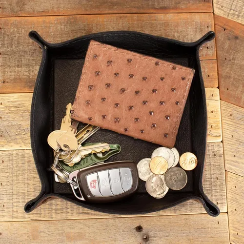 Vista 4 de Yoder Leather Company Bandeja de valet de cuero genuino hecha a mano – Bandeja de dados plegable para juegos de rol, mesa, monedas, llaves y Negro