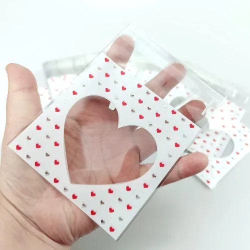 Vista 2 de SaktopDeco 100 bolsas pequeñas de celofán con corazón transparente, bolsas de regalo de San Valentín, bolsas de golosinas autosellantes