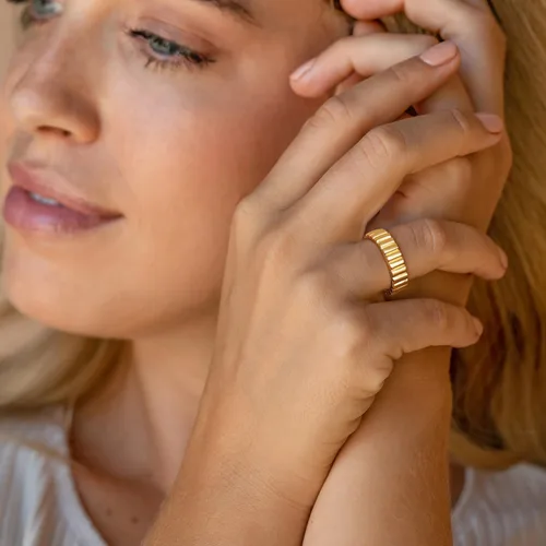 Vista 3 de Anillos para mujer, modernos y delicados anillos chapados en oro de 14 quilates, hipoalergénicos con circonita cúbica, anillo midi de color rosa